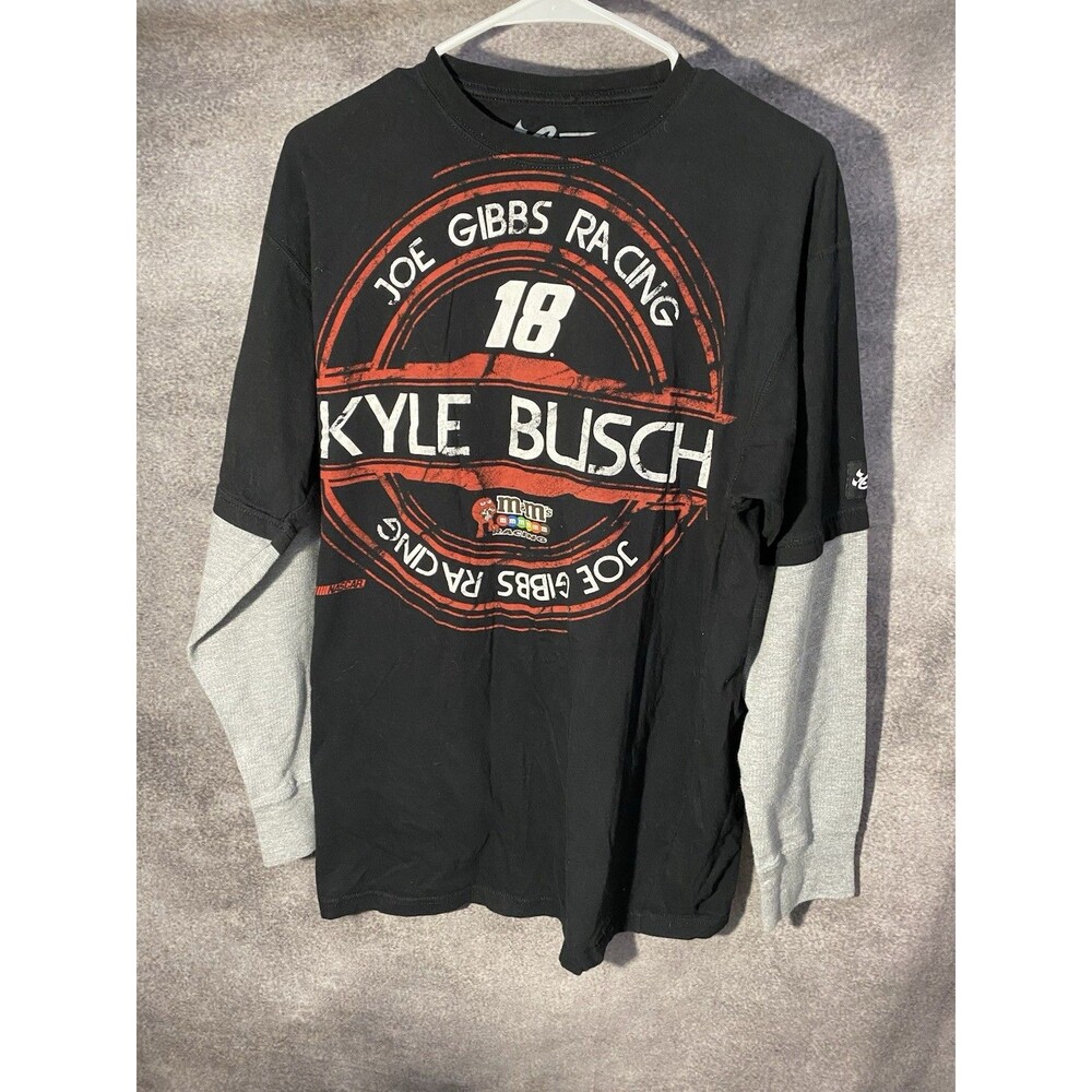 Chase Authentics Kyle Busch #18 M&M's Racing T-Shirt Joe Gibbs Men's Size M⁠
